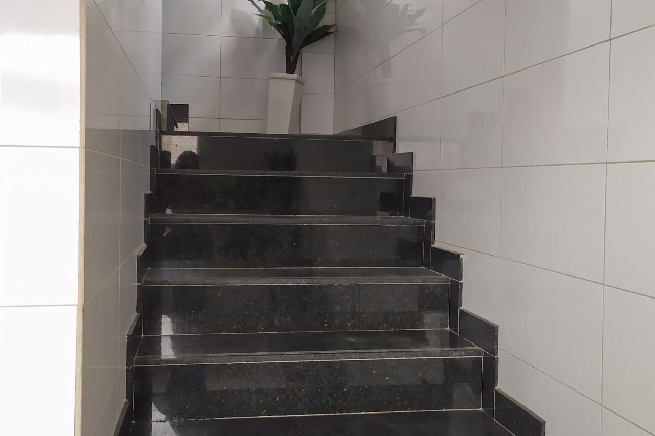 Oyo Hotel Valeria Салвадор Екстериор снимка