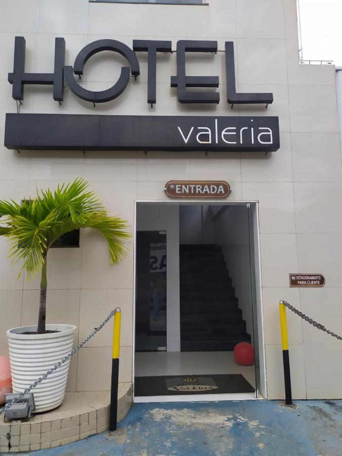Oyo Hotel Valeria Салвадор Екстериор снимка